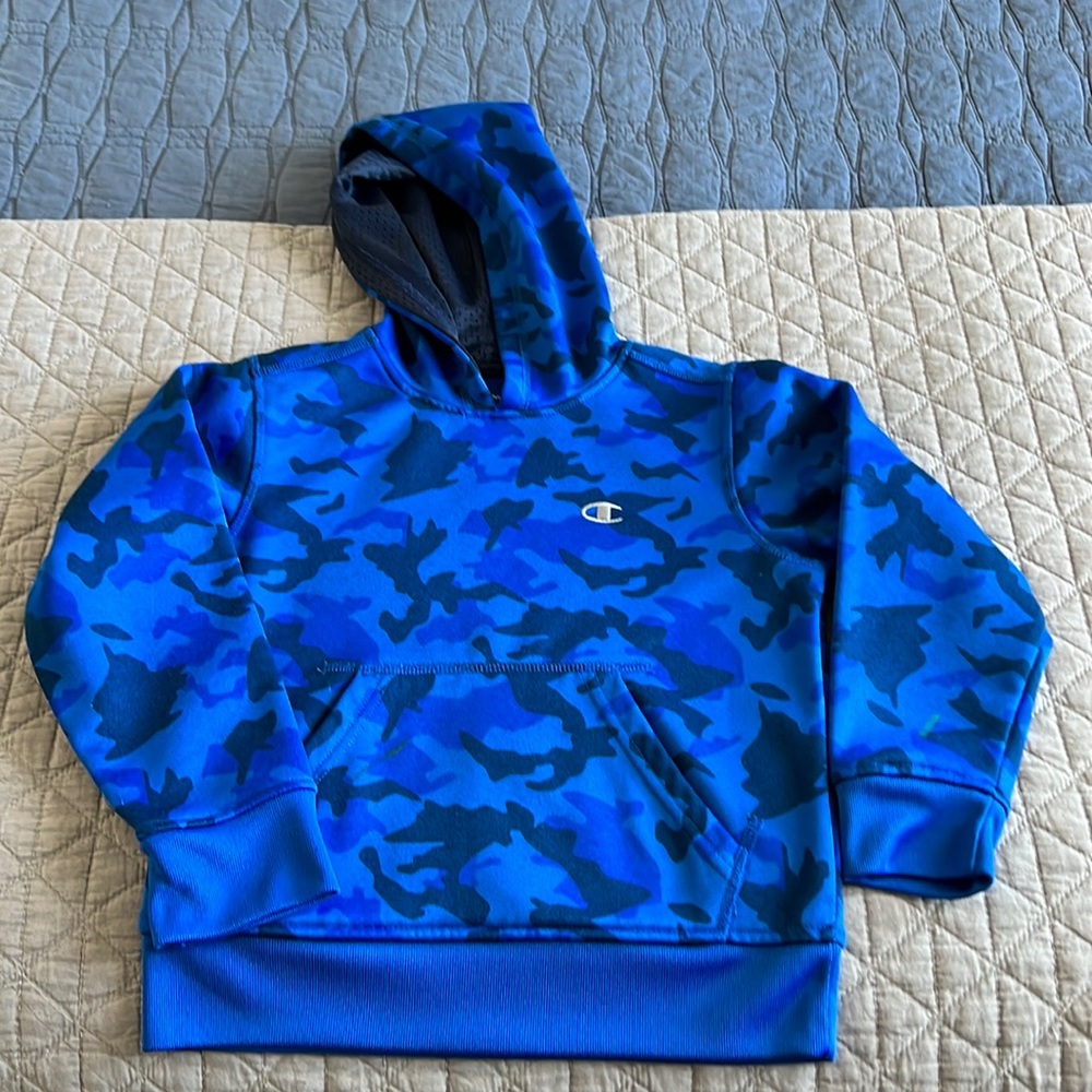 Boys Champion Hoodie size 5-6